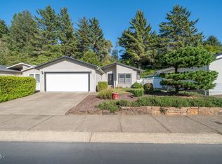 4396 SE Heron Loop, Lincoln City, OR 97367