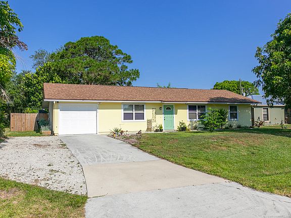 3rd image of 1742 SW Cloverleaf Street