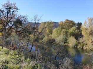 8784 High Banks Rd, Central Pt, OR 97502