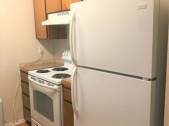 5th image of 9717 Danwood Ln NW #3