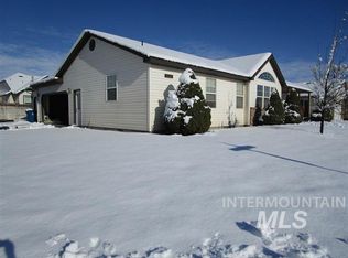 104 NE Waterloo St, Mountain Home, ID 83647