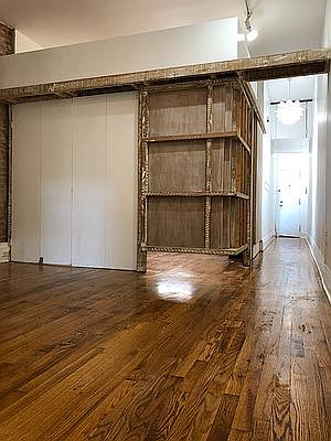 5th image of 518 Bainbridge St APT 2A