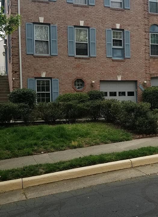 1st image of 7334 Mallory Ln