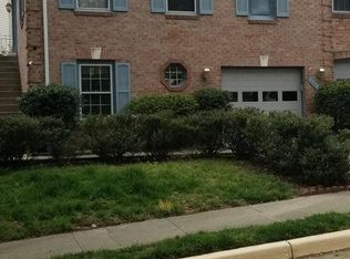 7334 Mallory Ln, Alexandria, VA 22315