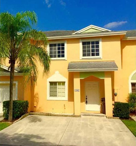 1st image of 1467 SW 48th Ter