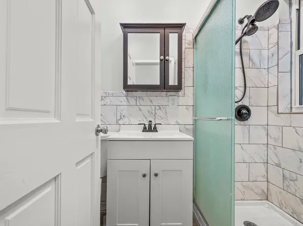 2023 Hughes Avenue image 15 of 63