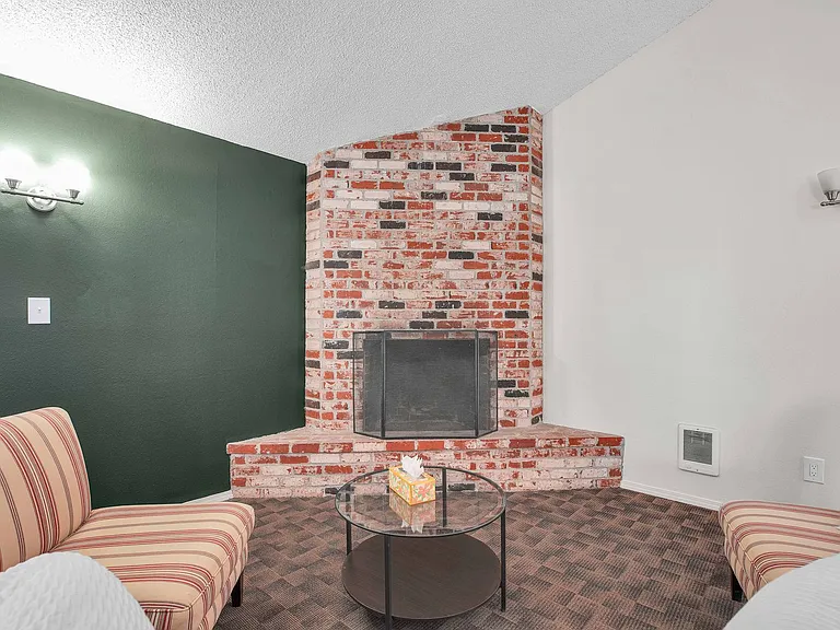 The Patrician Apartments — Photo 11