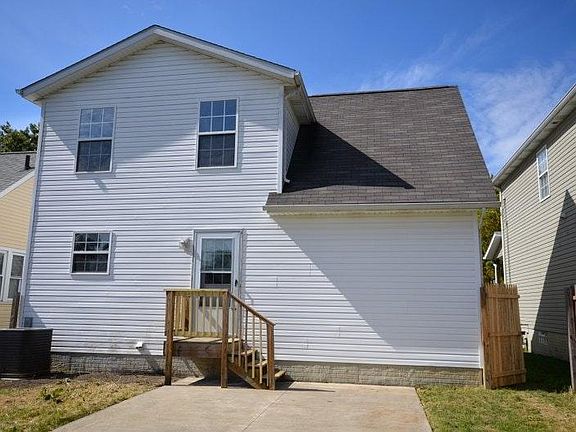 3rd image of 571 Dennison Ave