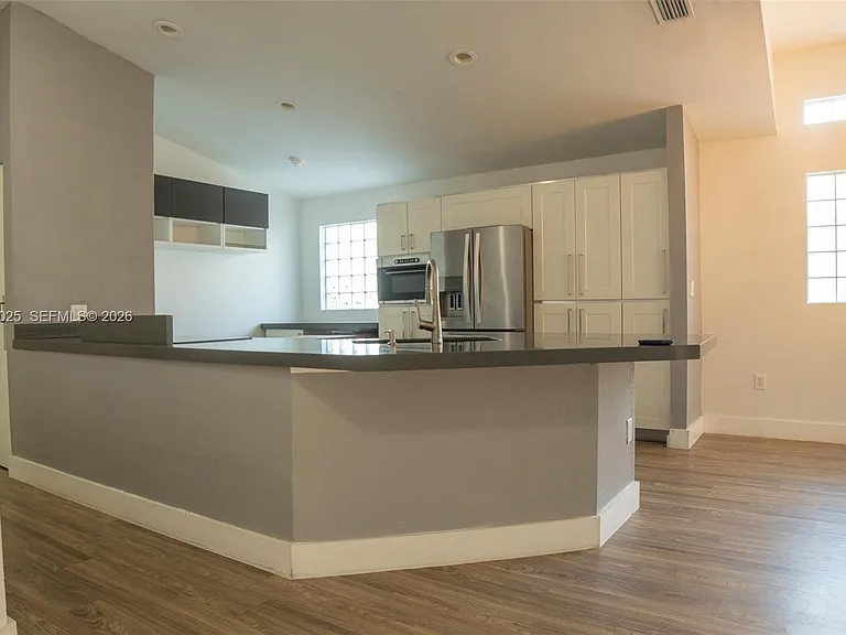 16410 Sapphire Bnd — Photo 6