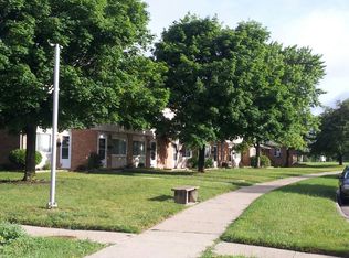189 Starlite Ln, Pontiac, MI 48340