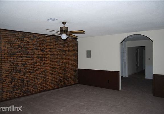 2nd image of 12115 Edington Pl