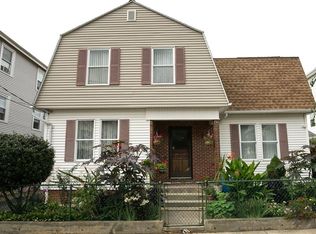 19 Walker St, Pawtucket, RI 02860