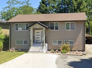 10610 141st St, Surrey, BC V3T4R4