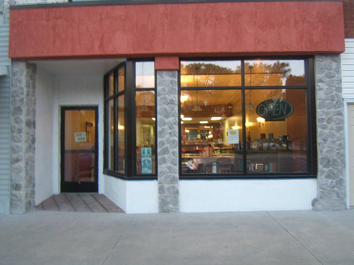 2nd image of 761 3rd St