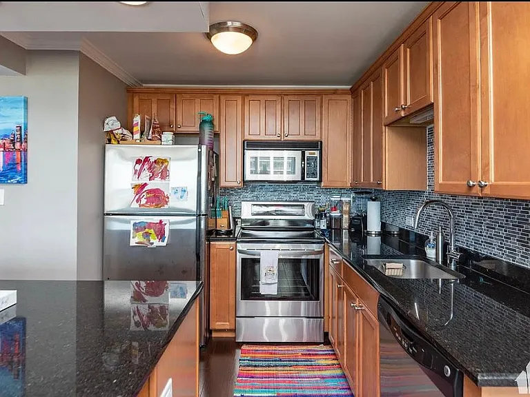 1460 N Sandburg Ter #2510 — Photo 15