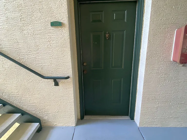 11490 Villa Grand #209 — Photo 28