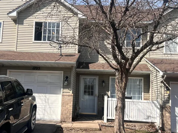 1705 Riverwood Dr, Burnsville, MN 55337