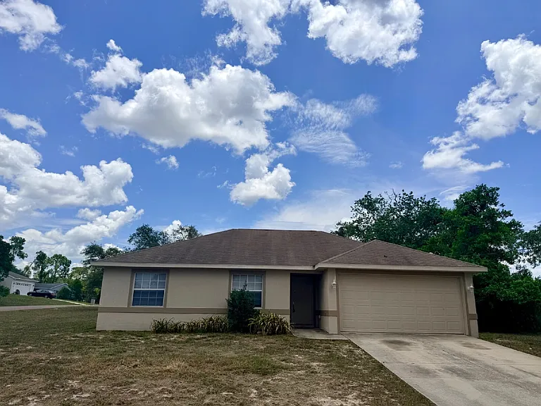 2380 Summerfield Ave — Photo 1