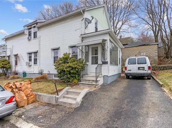 5 Saint Marys Rd #7, North Providence, RI 02911