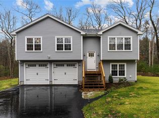 150 Provident Pl, Coventry, RI 02816