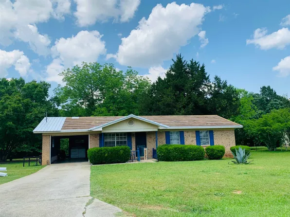 284 Duncan Ave, Unadilla, GA 31091