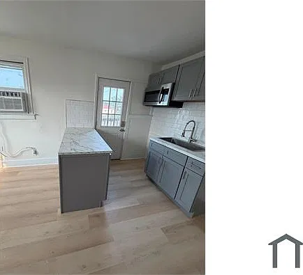 2 bed, $1,400 — Photo 3