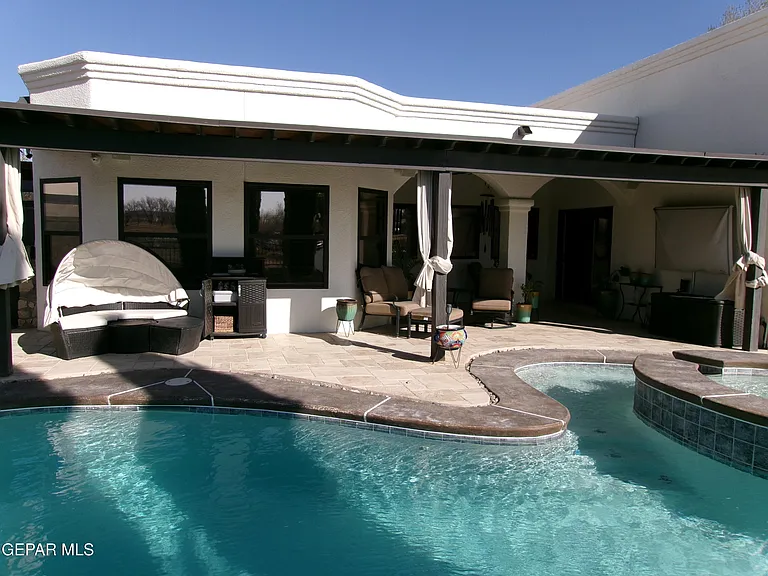 5833 Angel St — Photo 33