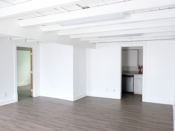 Living area, dining area