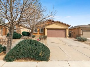 101 Zuni River Cir SW, Los Lunas, NM 87031