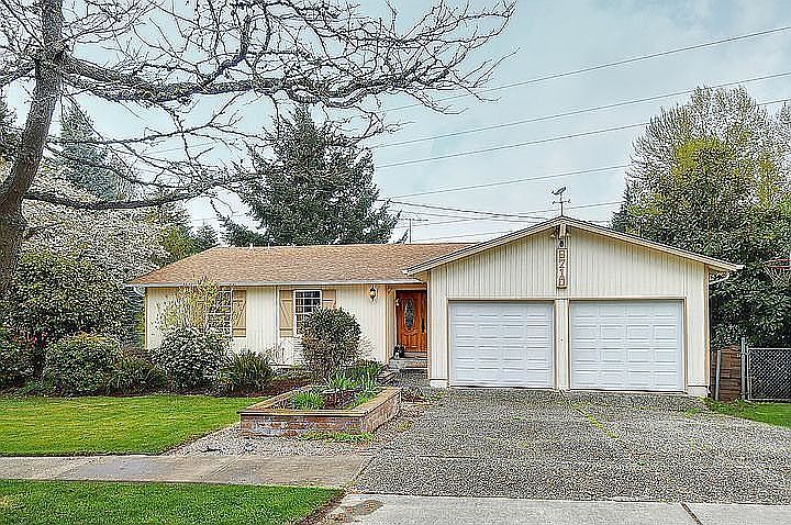 1st image of 6710 123rd Pl SE