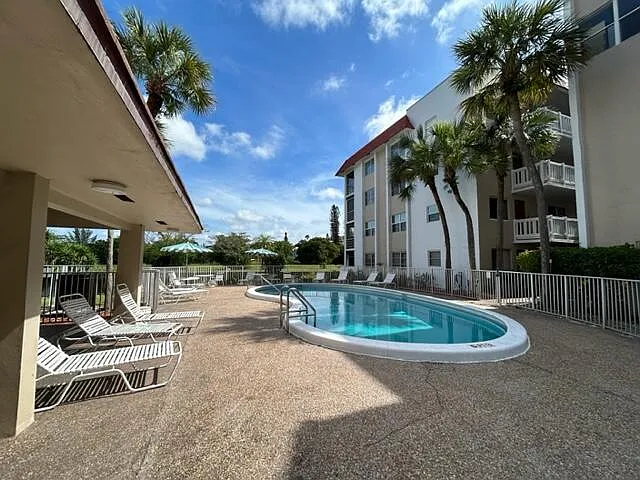 3601 Inverrary Dr #306 — Photo 29