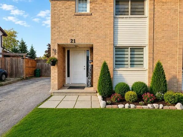 21 Roberts Cres, Kitchener, ON N2E 1A6