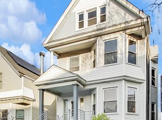5147 N Claremont Ave, Chicago, IL 60625