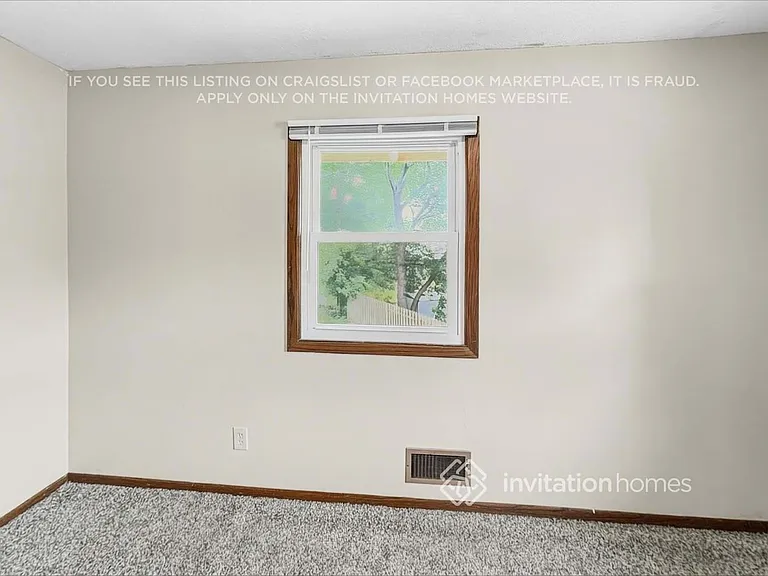 8427 Northern Dr — Photo 15