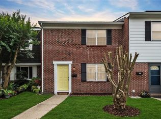 813 Hampstead Ct, Virginia Beach, VA 23462