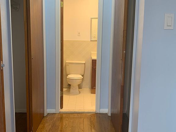5th image of 169 Bay 37th St APT 3