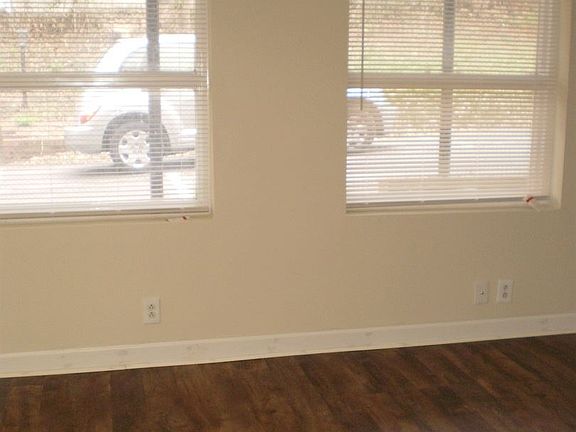 2nd image of 220 Ogle Ave APT 9