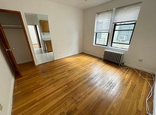 2143 27th St #4, Astoria, NY 11105