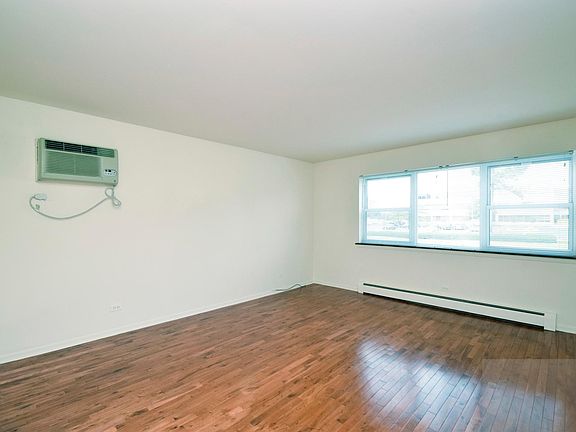 5th image of 10483 E Touhy Ave #1W