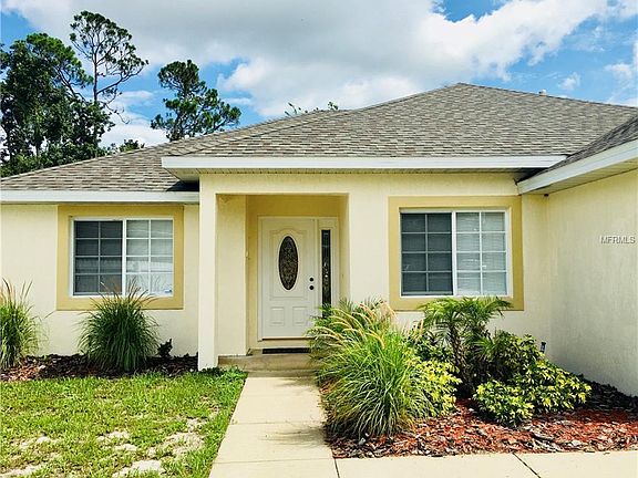 3rd image of 460 Paradise Woods Ct
