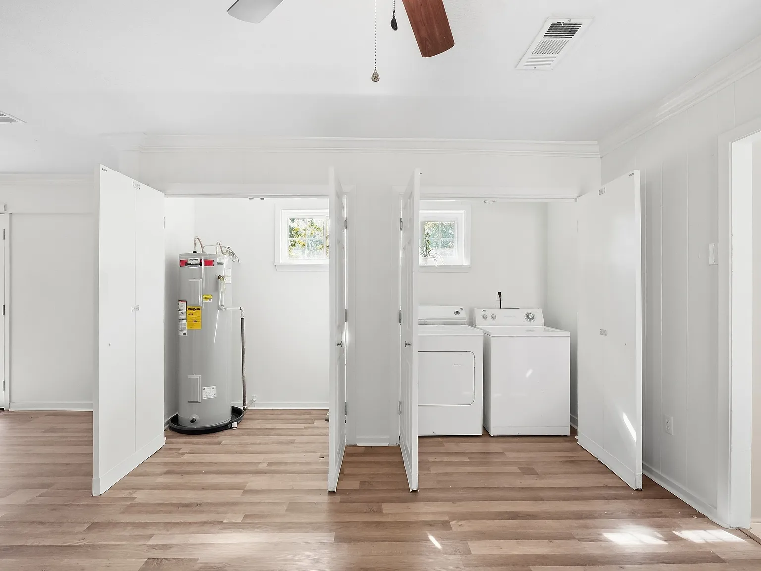 3704 John F Kennedy Blvd — Photo 4