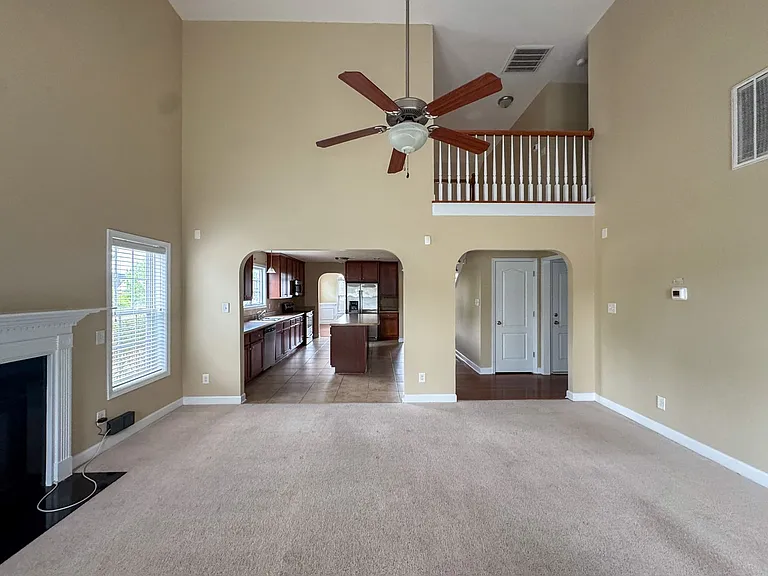 14 Buckman Dr — Photo 9