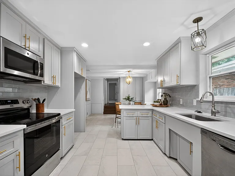 9660 Timberleaf Dr — Photo 11