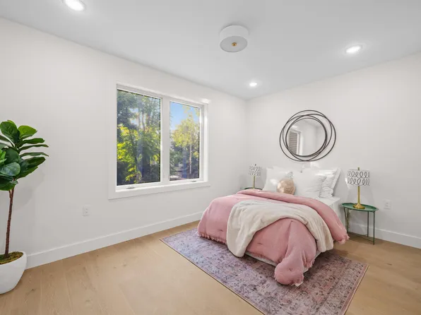 249 5 Halladay Street image 48 of 48