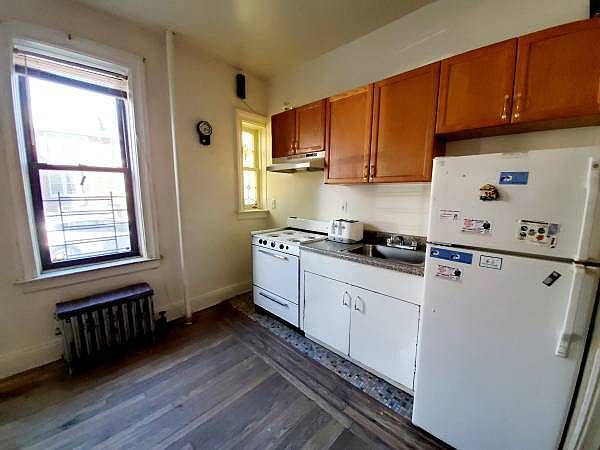 2nd image of 714 56th St APT 4A
