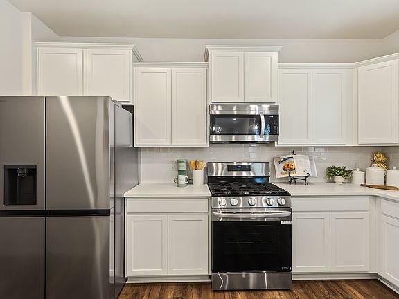 6th image of this home