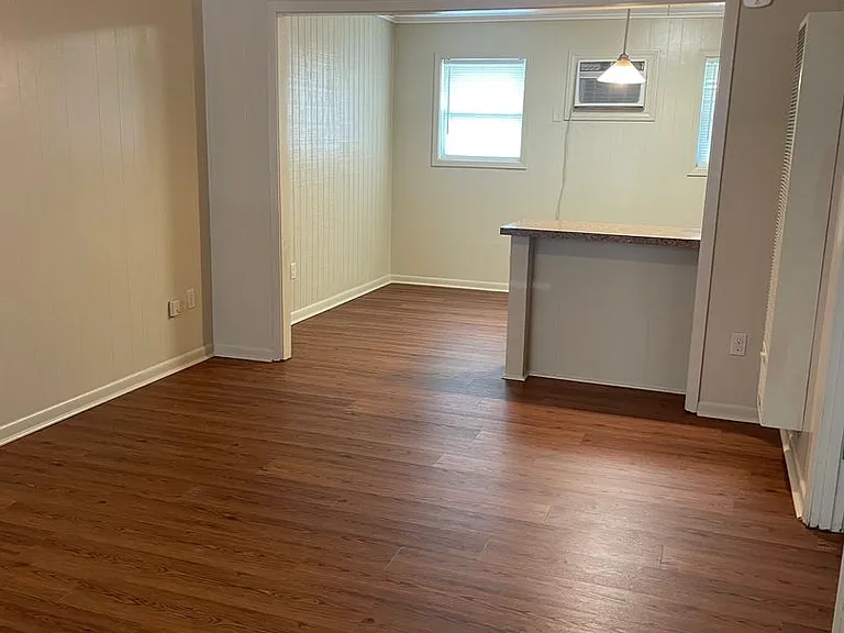 606 S Trenton St #14 — Photo 2