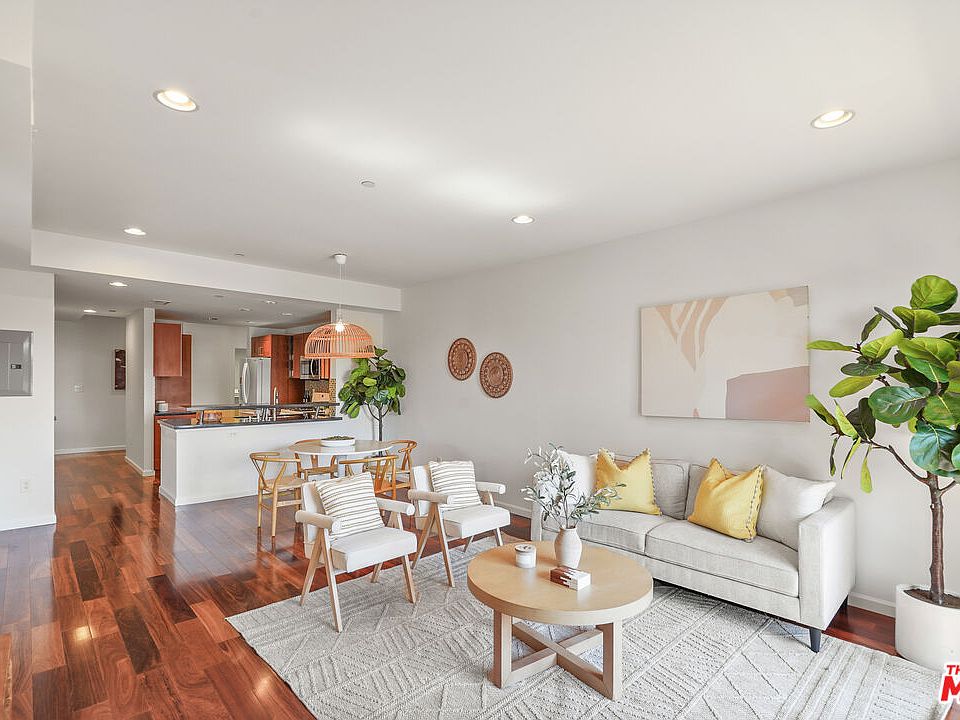 1st image of 940 Elden Ave Unit 207