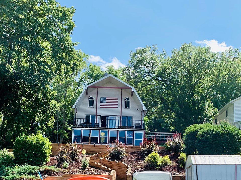 1st image of 27410 Hammer Dr