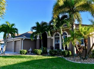 310 SE 31st Ter, Cape Coral, FL 33904